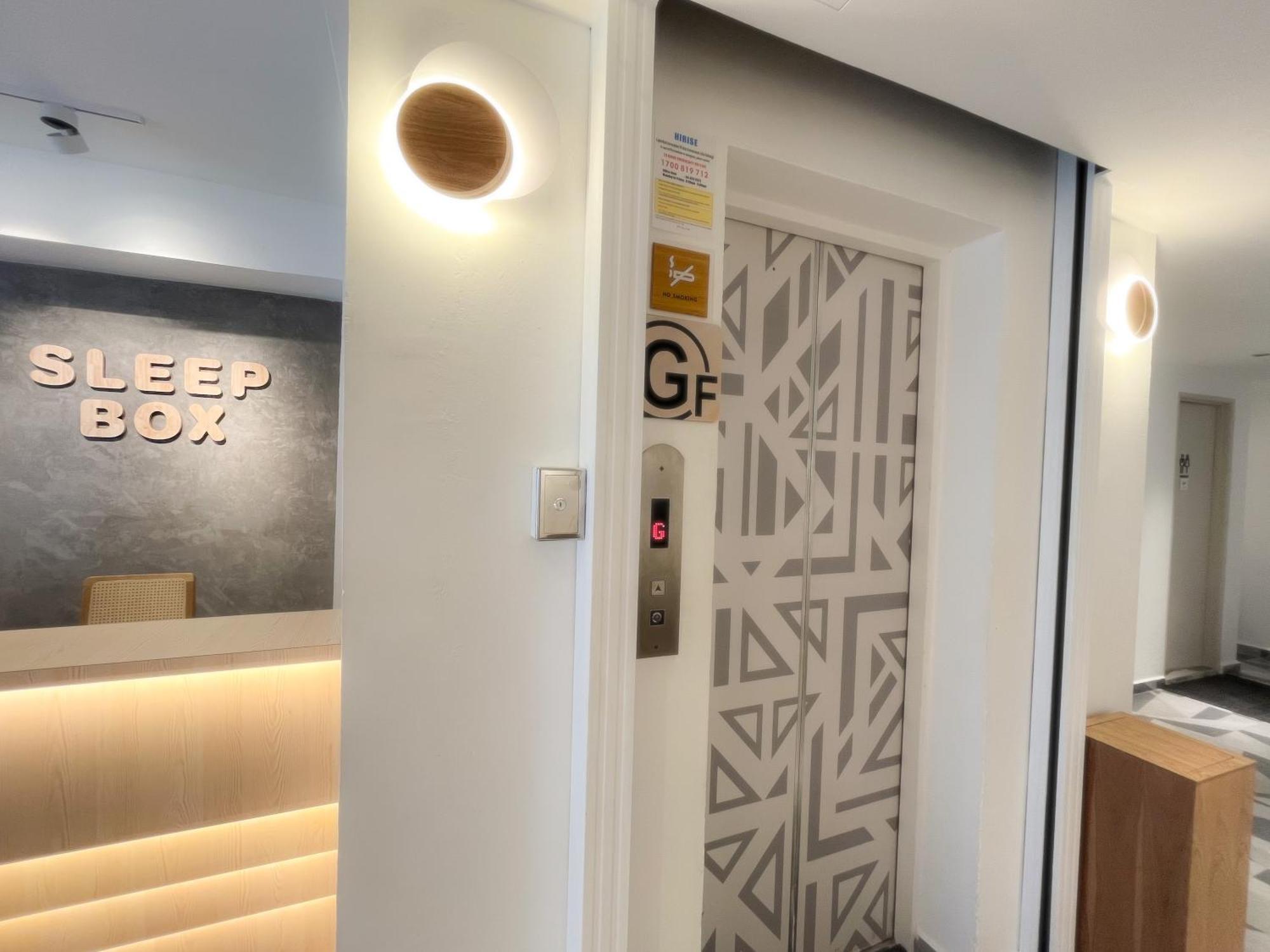 Hotel Sleep Box Penang George Town Esterno foto